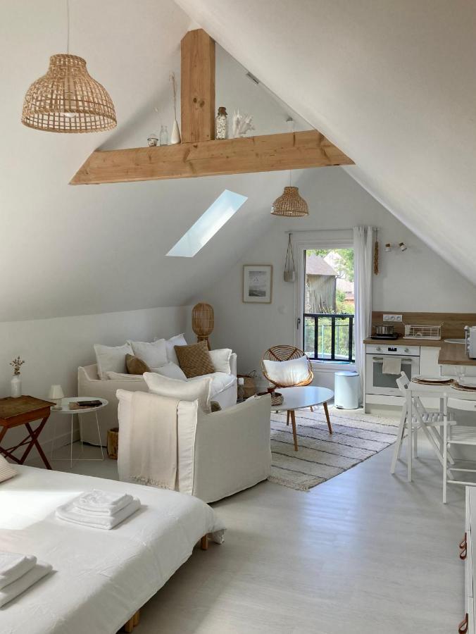 Studio Cosy Avec Coin Jardin Lancieux Exterior photo